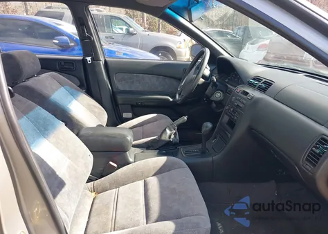 1999 Nissan Maxima Gle/Gxe/Se/Se-L из США, поврежденный, VIN JN1CA21DXXT820931